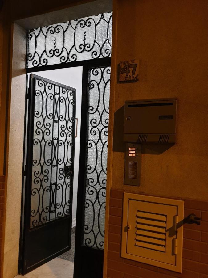 Chiara Naxos Apartment Giardini Naxos Eksteriør billede