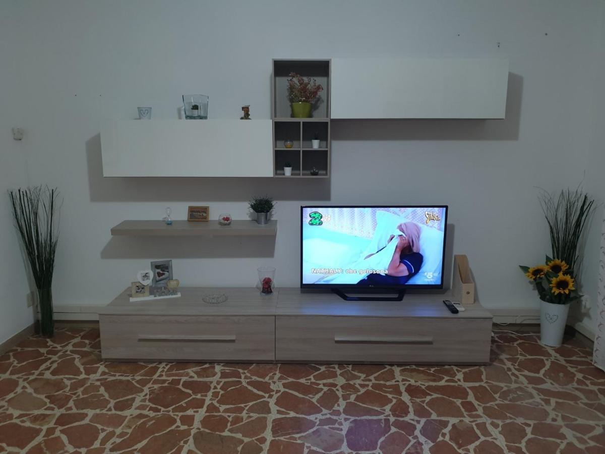Chiara Naxos Apartment Giardini Naxos Eksteriør billede