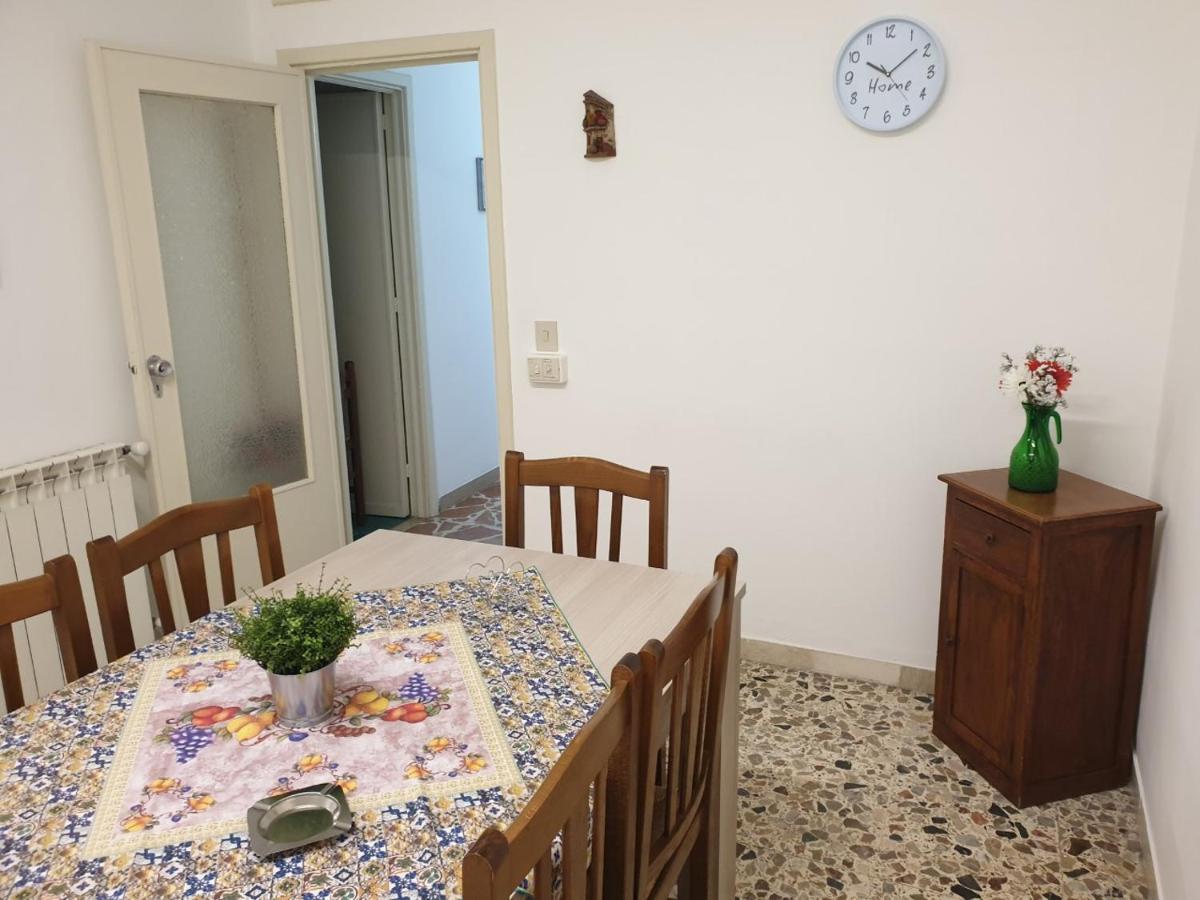 Chiara Naxos Apartment Giardini Naxos Eksteriør billede